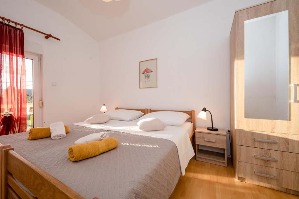 Apartmani Luka Banjol Bagian luar foto