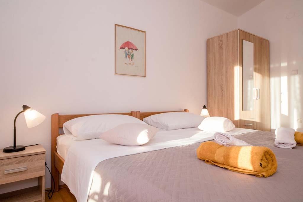 Apartmani Luka Banjol Bagian luar foto