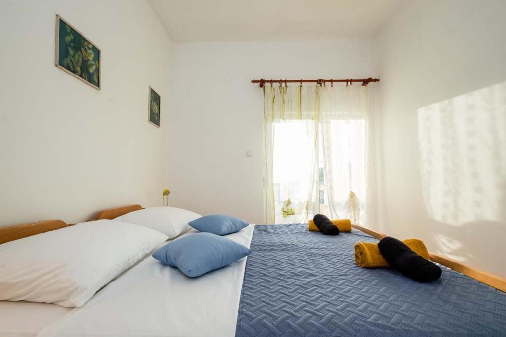 Apartmani Luka Banjol Bagian luar foto