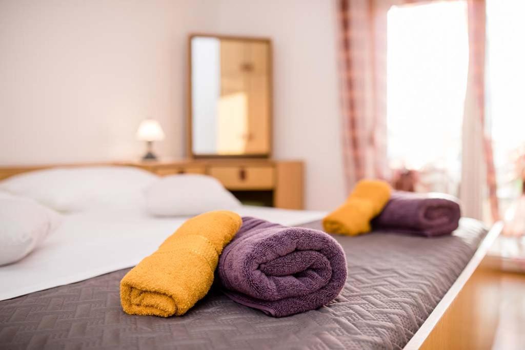 Apartmani Luka Banjol Bagian luar foto
