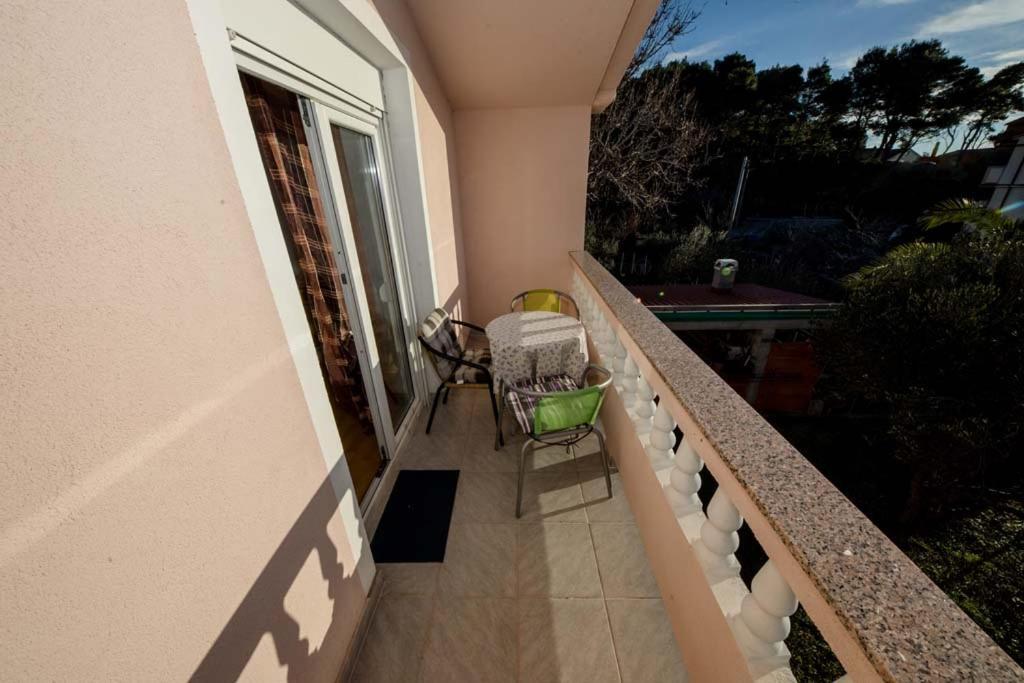 Apartmani Luka Banjol Bagian luar foto
