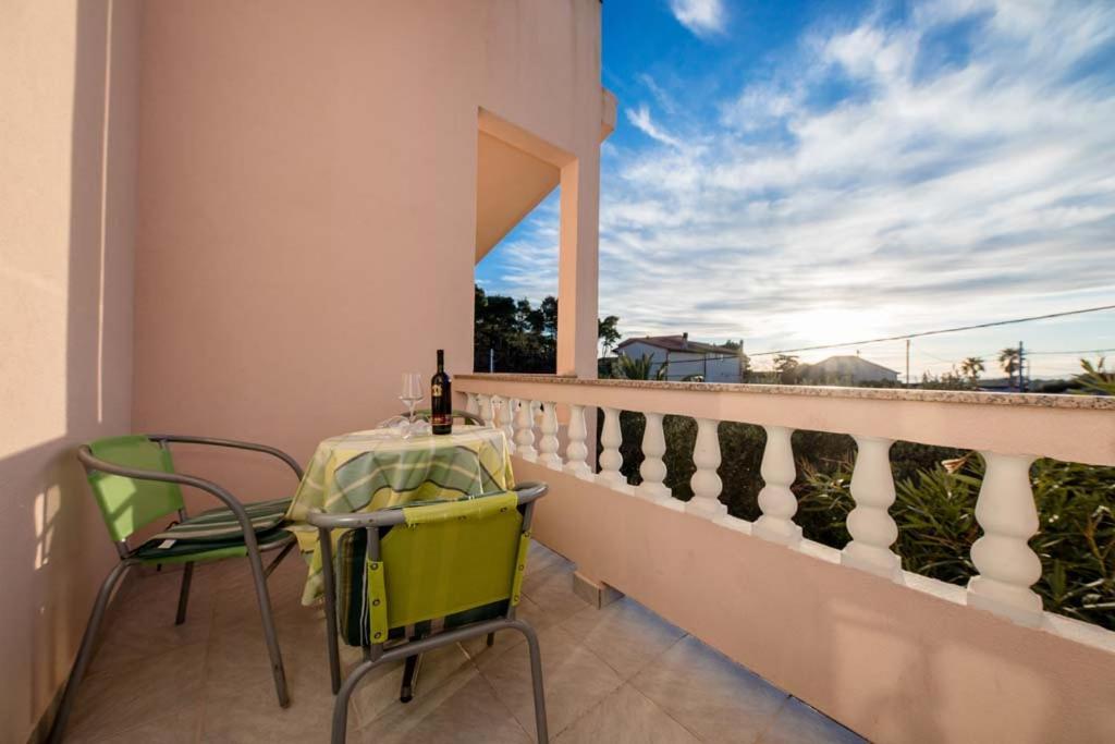 Apartmani Luka Banjol Bagian luar foto